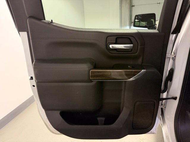 Certified 2022 Chevrolet Silverado 1500 RST w/ LPO, Blackout Package AWD/4WD image 20