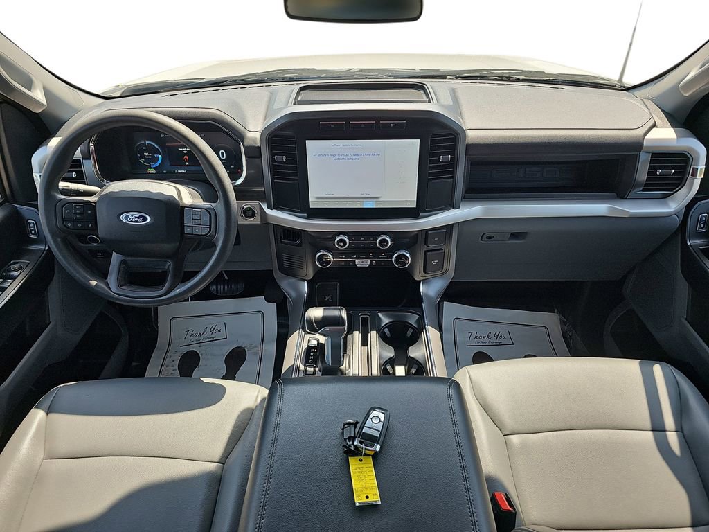 Used 2023 Ford F150 Lightning Pro image 12