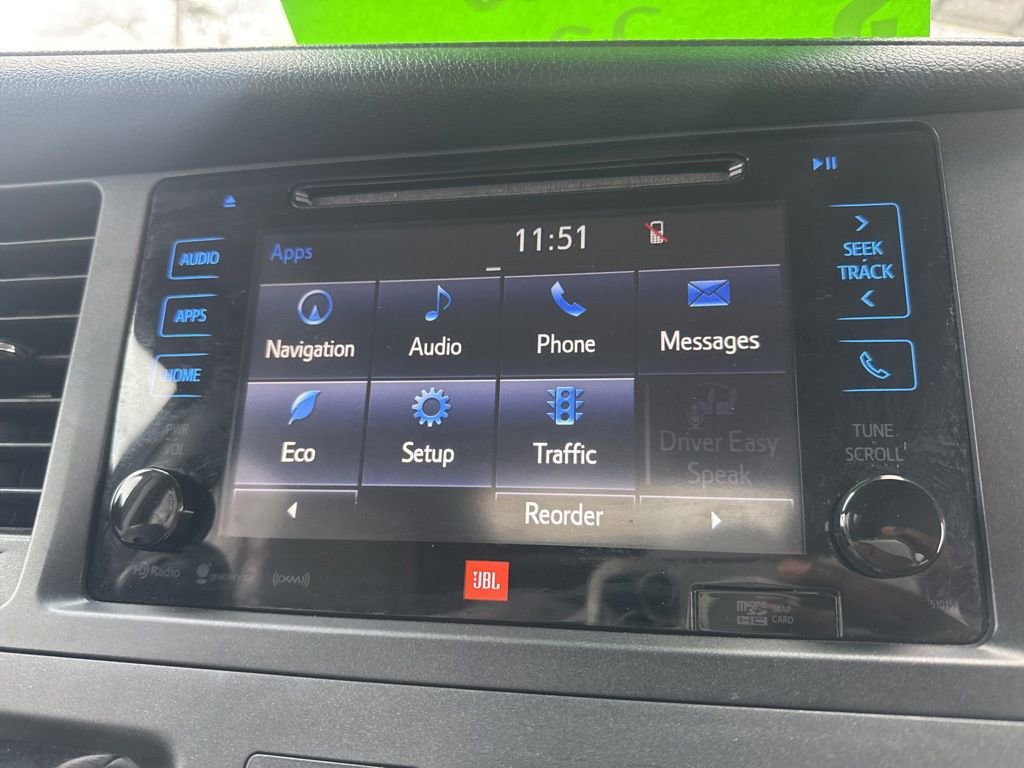 Used 2017 Toyota Sienna Limited Premium image 30