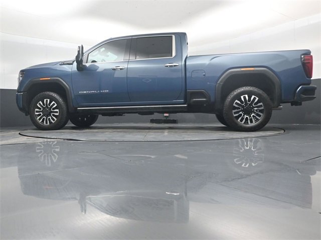 Used 2025 GMC Sierra 2500 Denali Ultimate image 42