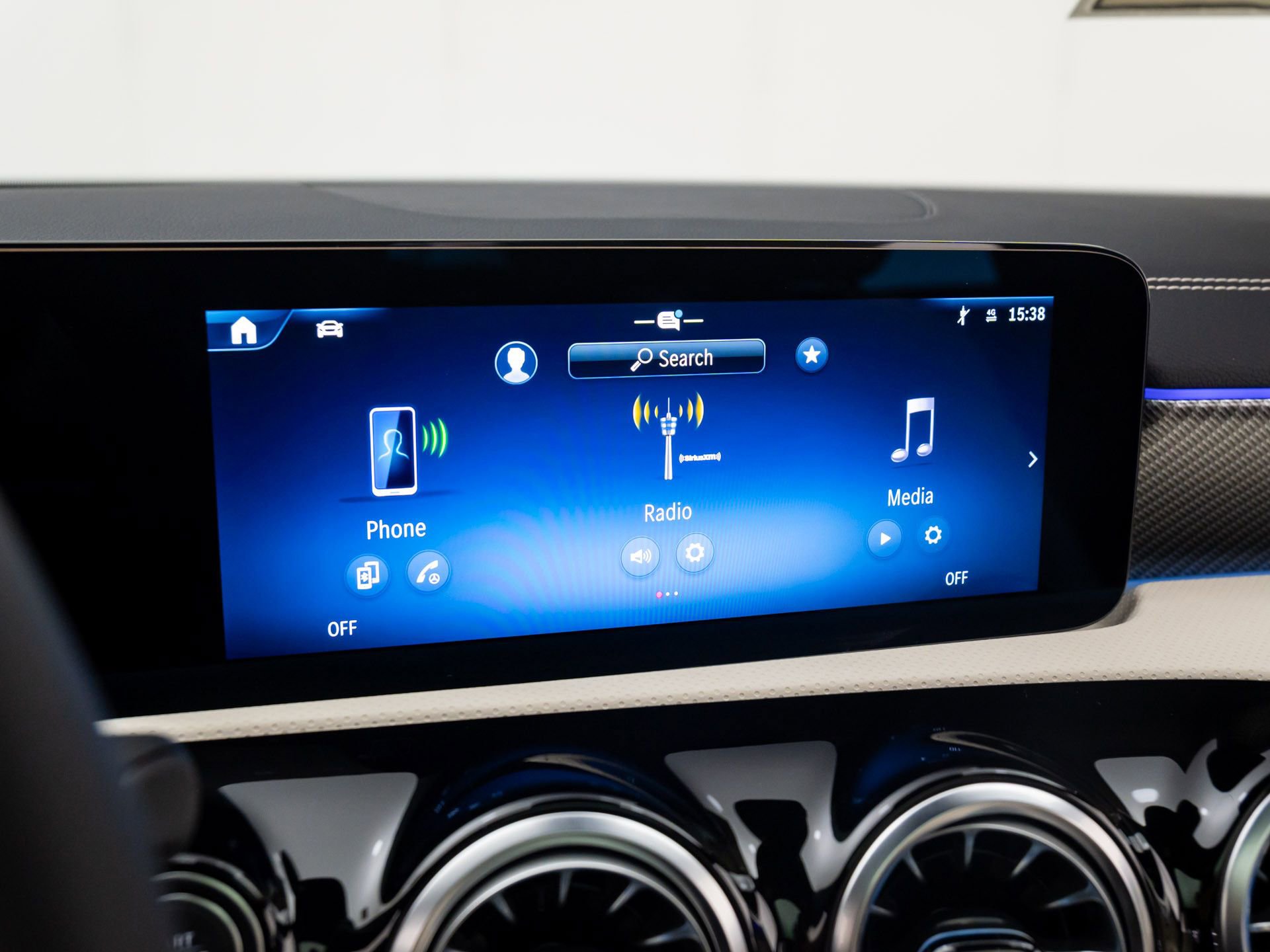 New 2026 Mercedes-Benz CLA 250 4MATIC image 27