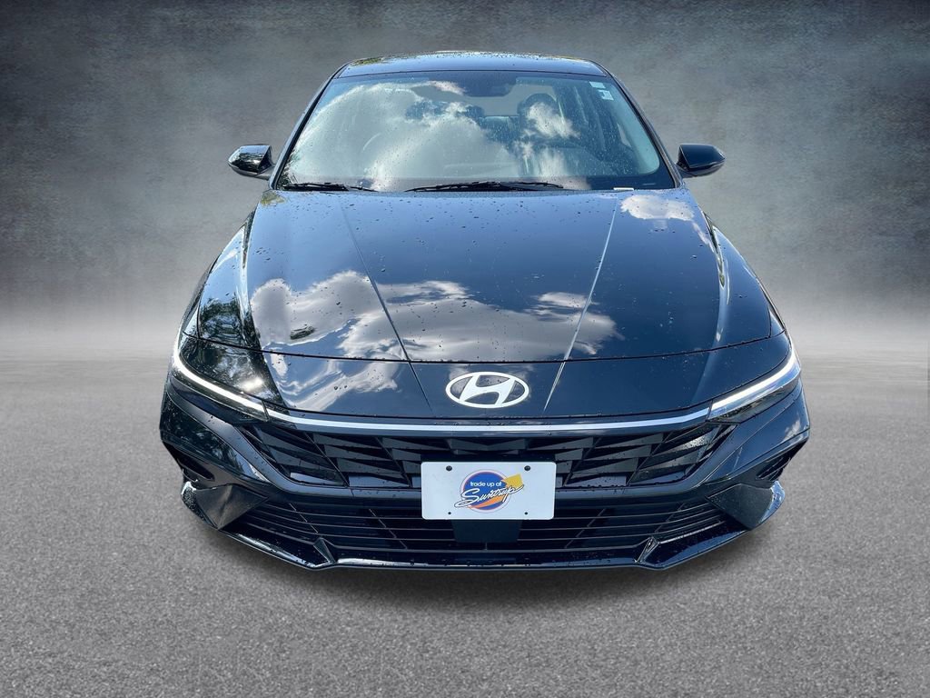 New 2025 Hyundai Elantra Limited image 34