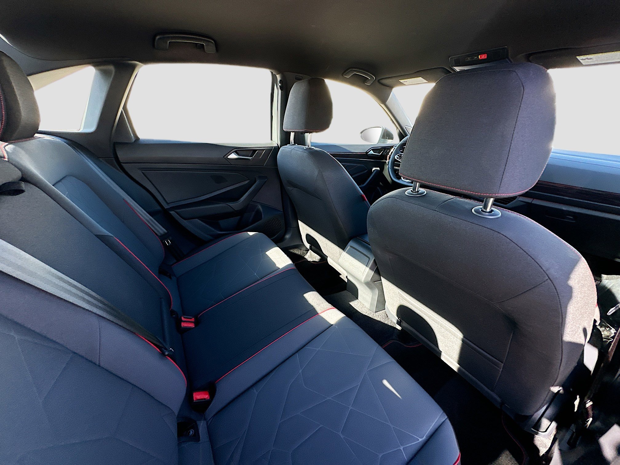 Used 2024 Volkswagen Jetta GLI 40th Anniversary Edition image 28