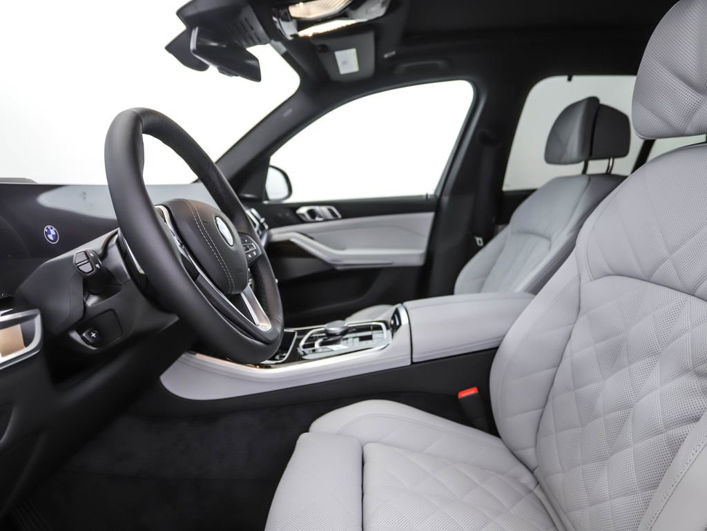 Used 2026 BMW X5 xDrive40i image 11