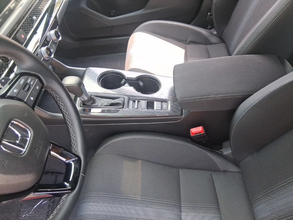 Used 2025 Honda Civic Sport image 13