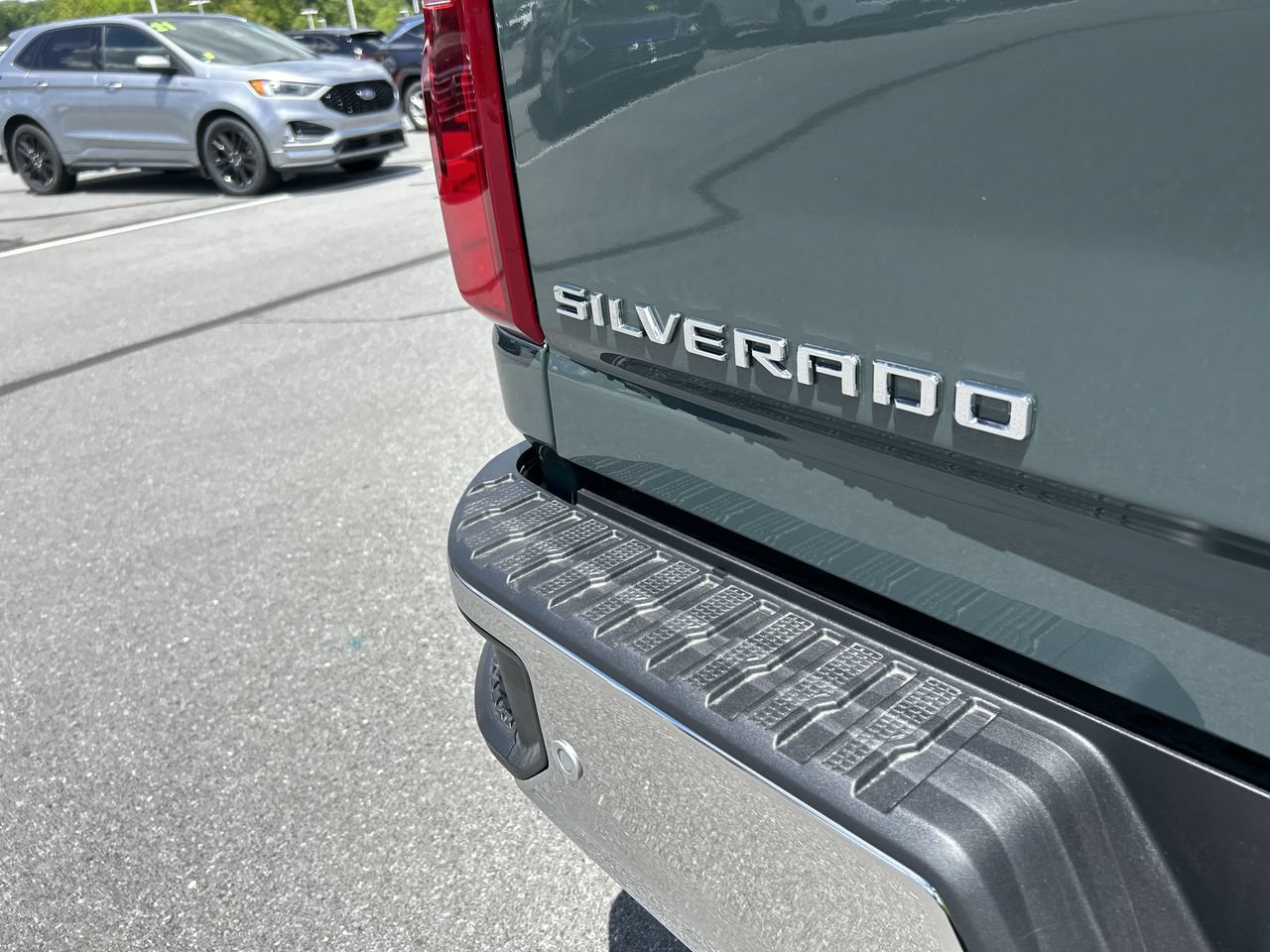 New 2026 Chevrolet Silverado 3500 LT w/ All Star Edition AWD/4WD image 12