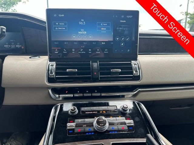 Used 2022 Lincoln Navigator Reserve AWD/4WD image 10