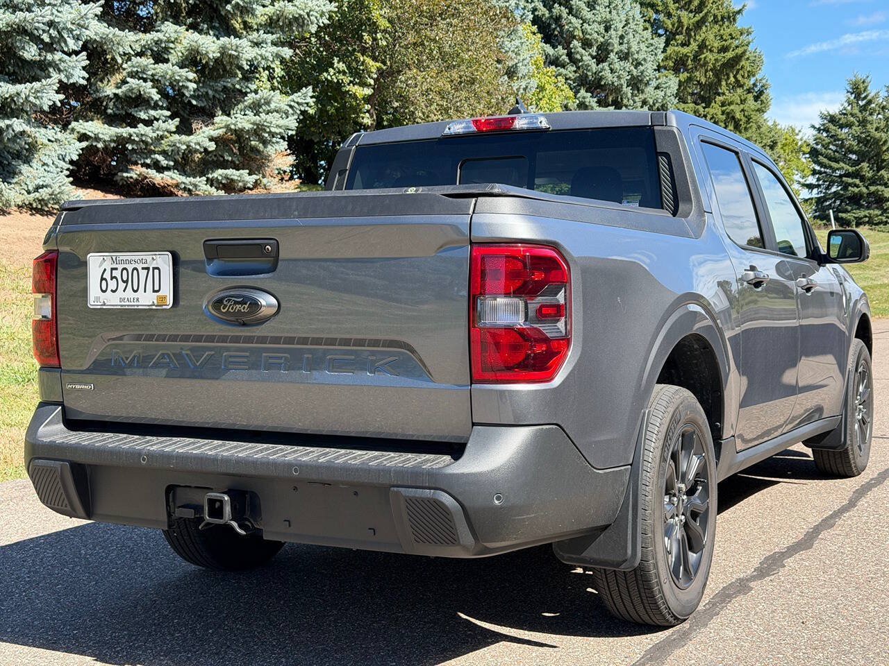 Used 2024 Ford Maverick Lariat w/ Black Appearance Package FWD image 3