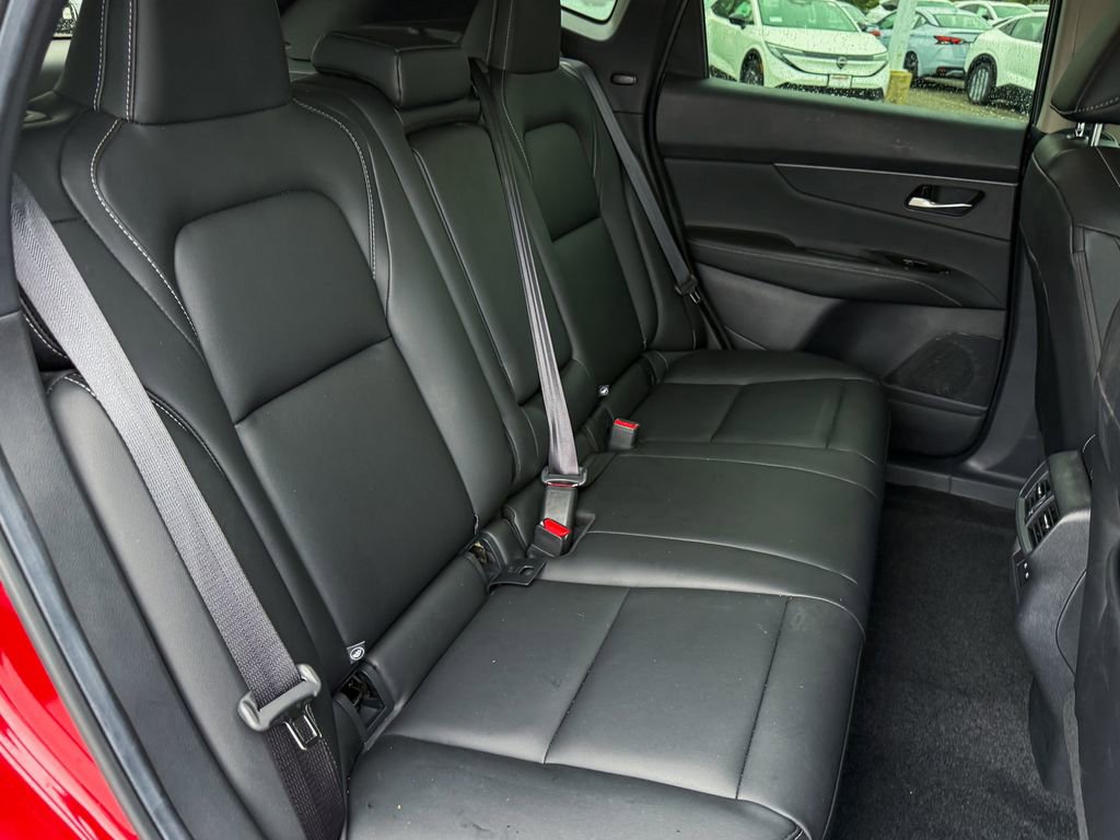 Certified 2025 Nissan Murano SV FWD image 18