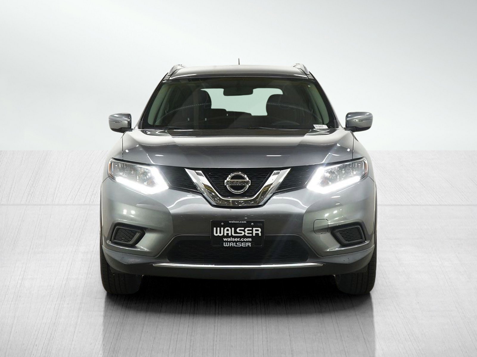 Used 2016 Nissan Rogue SV AWD/4WD image 8