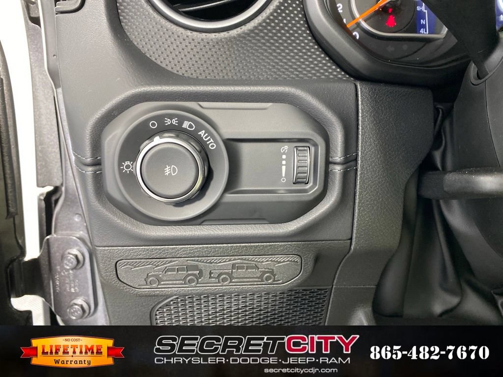 New 2026 Jeep Wrangler Unlimited Rubicon w/ Whitecap Package AWD/4WD image 14