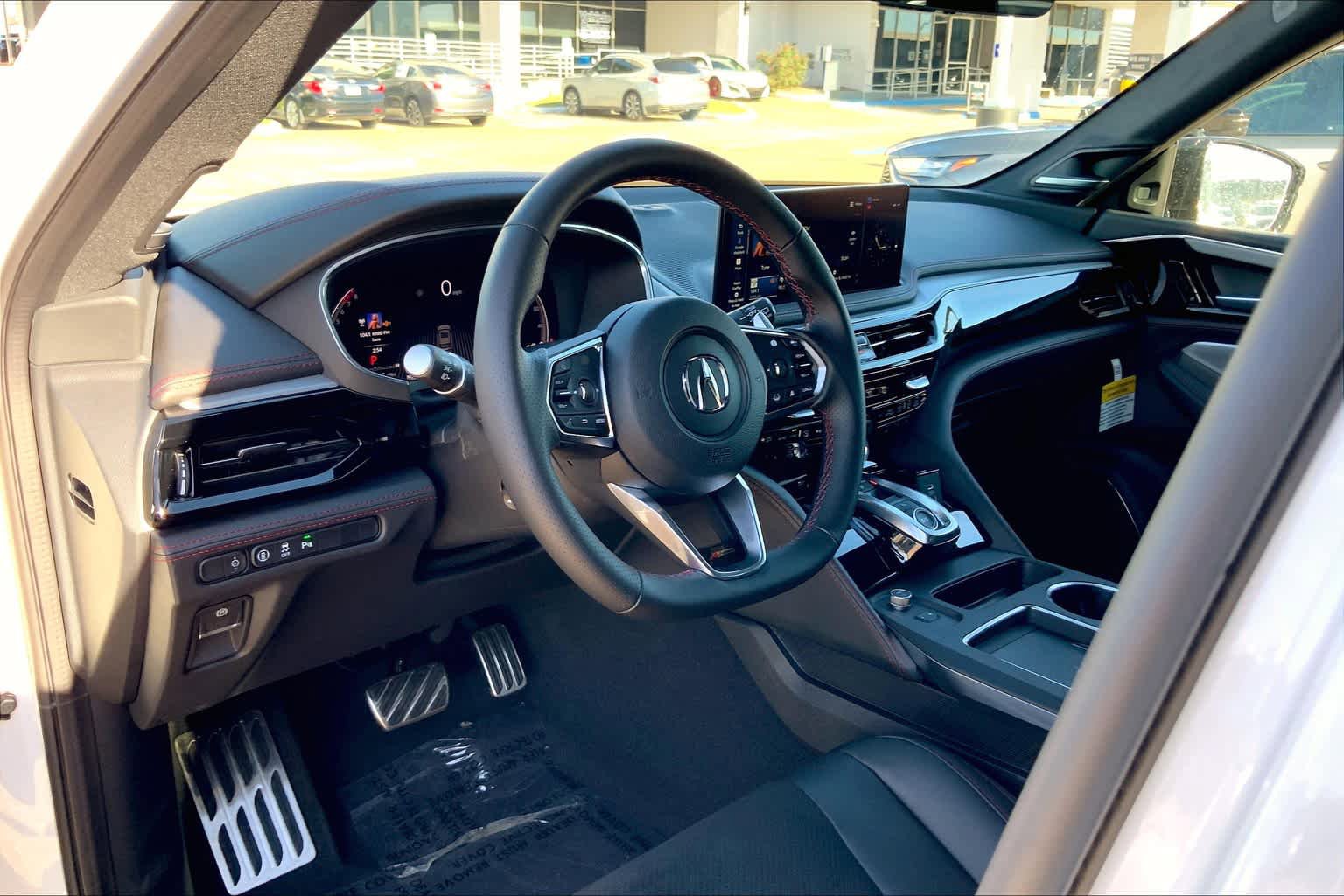 Used 2025 Acura MDX A-Spec image 8