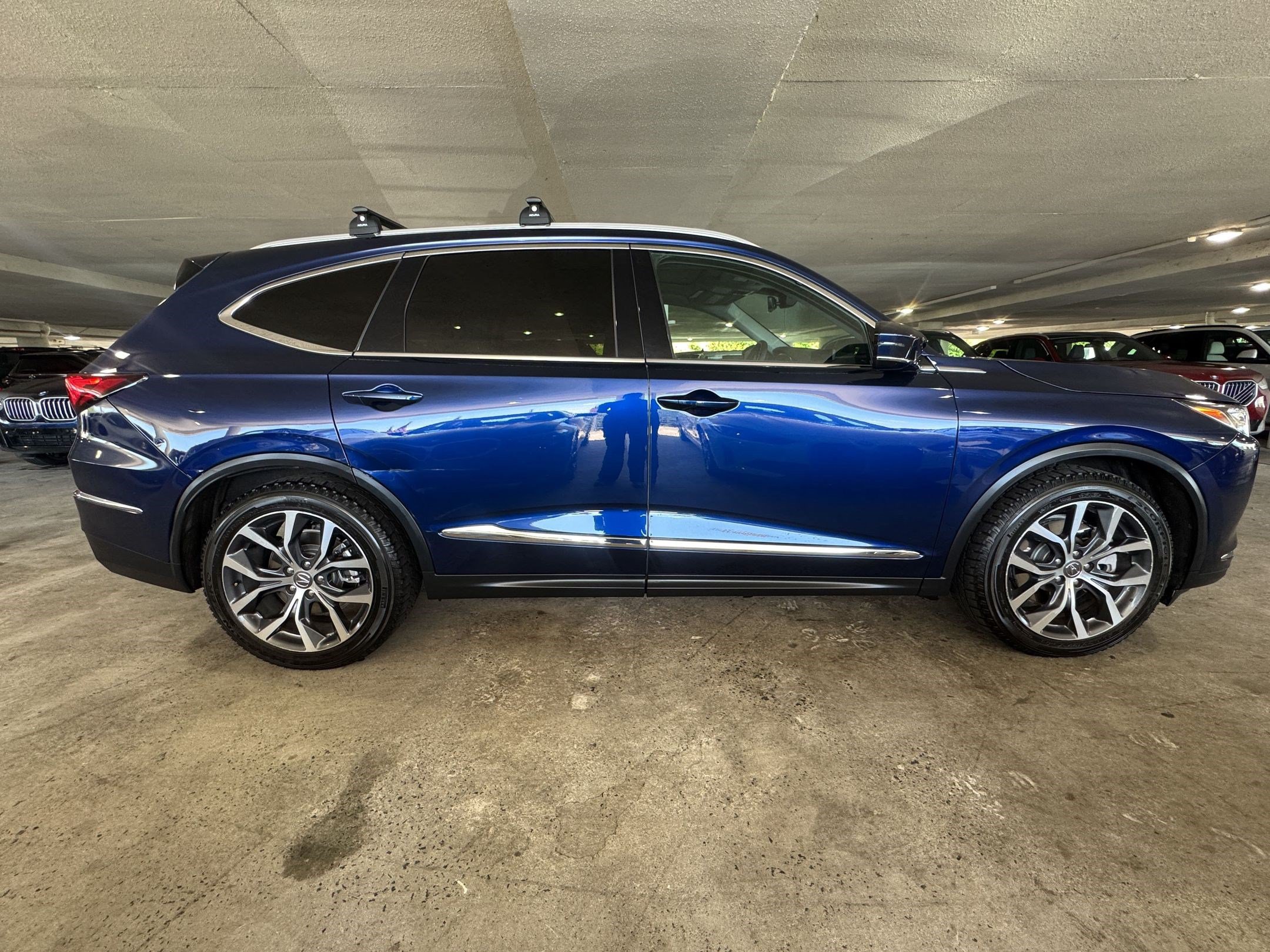 Used 2023 Acura MDX w/ Technology Package FWD image 6
