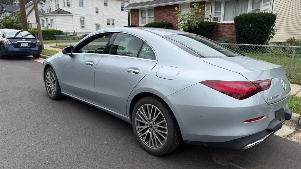Used 2025 Mercedes-Benz CLA 250 image 7