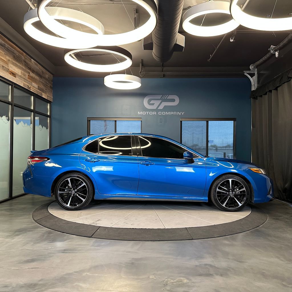 Used 2018 Toyota Camry XSE w/ Driver Assist Package FWD image 2