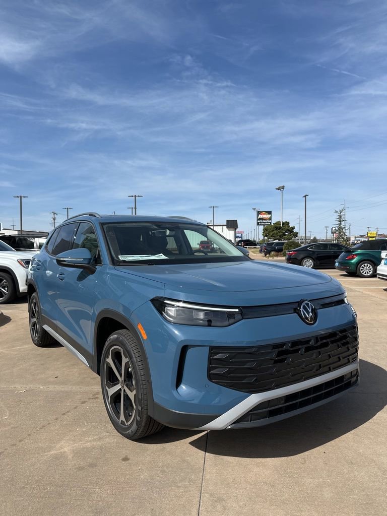 New 2026 Volkswagen Tiguan SE AWD/4WD image 3