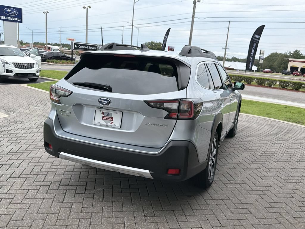 Certified 2025 Subaru Outback Limited AWD/4WD image 6