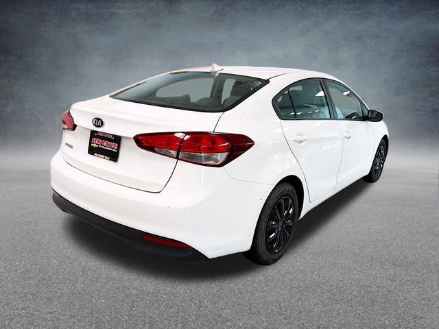 Used 2017 Kia Forte LX image 6
