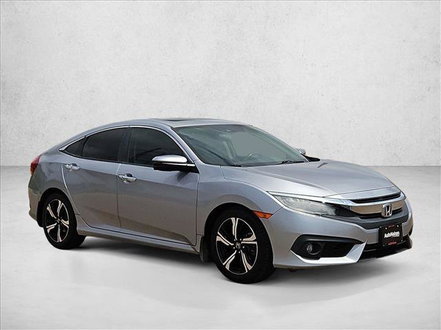 Used 2018 Honda Civic Touring image 3