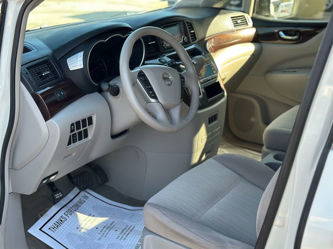 Used 2016 Nissan Quest SV image 6