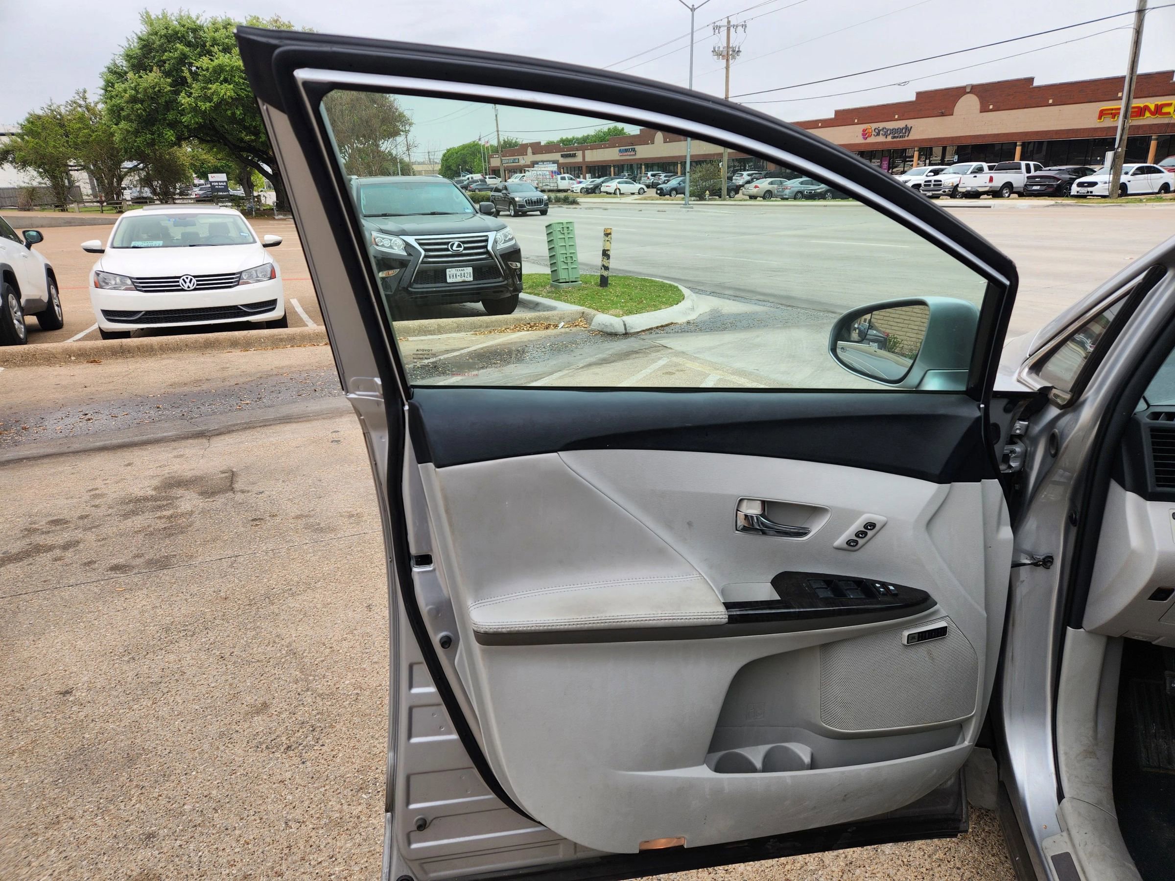 Used 2015 Toyota Venza XLE w/ XLE Premium Package FWD image 9