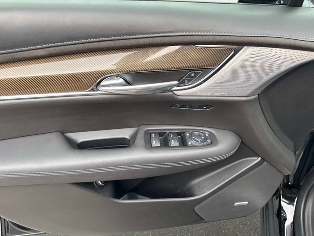 Used 2021 Cadillac XT6 Premium Luxury w/ Platinum Package AWD/4WD image 18