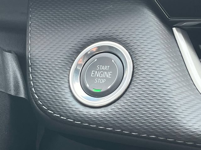 New 2027 Chevrolet Equinox LT w/ LPO, Floor Liner Package FWD image 28