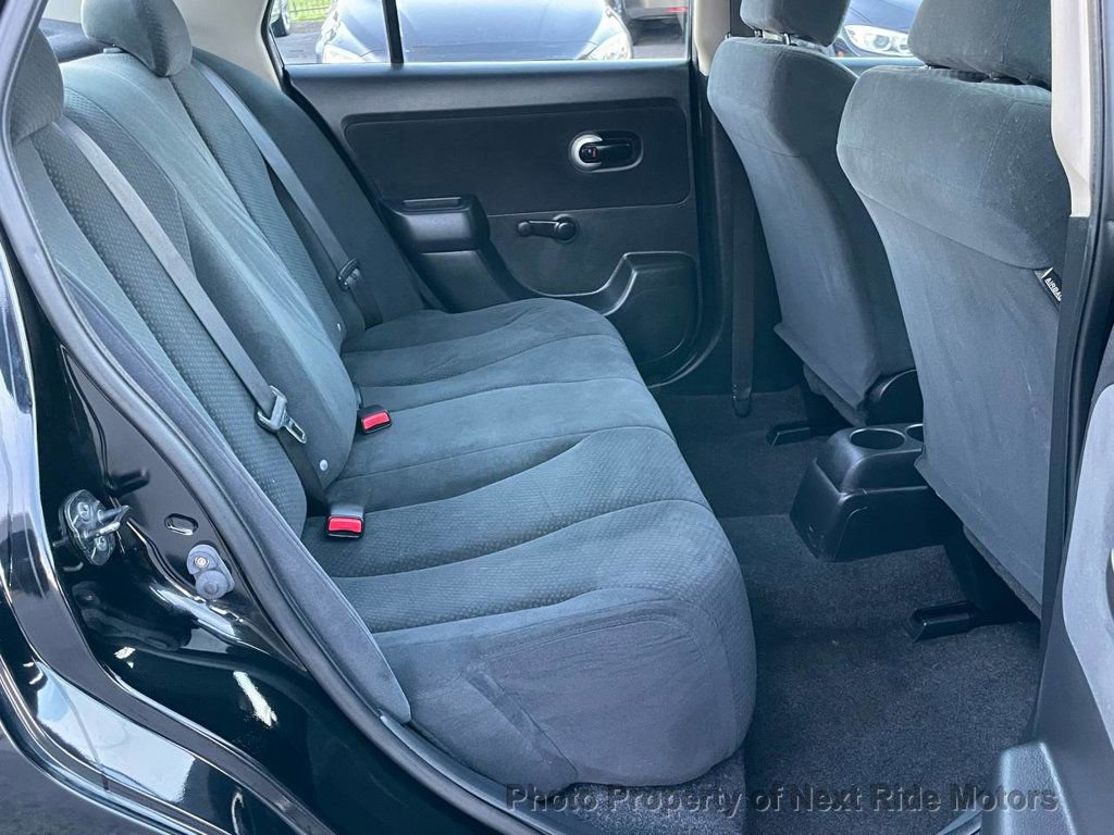 Used 2011 Nissan Versa 1.8 S image 12