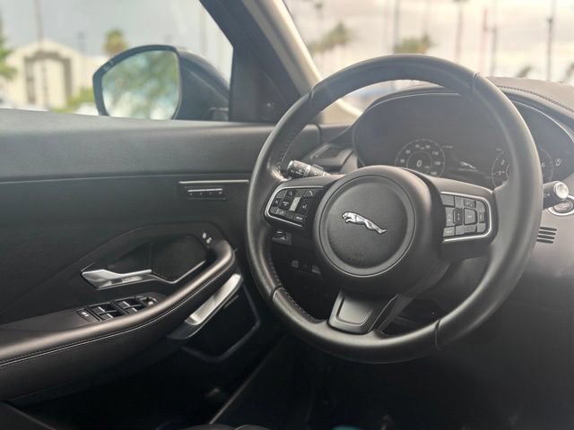 Used 2020 Jaguar E-PACE SE AWD/4WD image 14