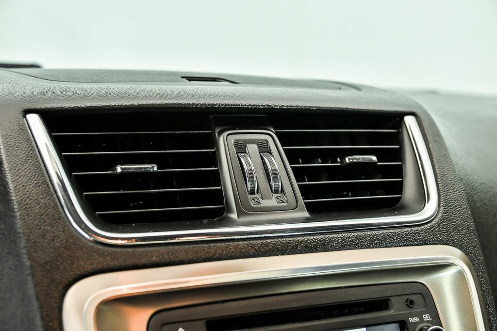 Used 2015 GMC Acadia Denali image 21