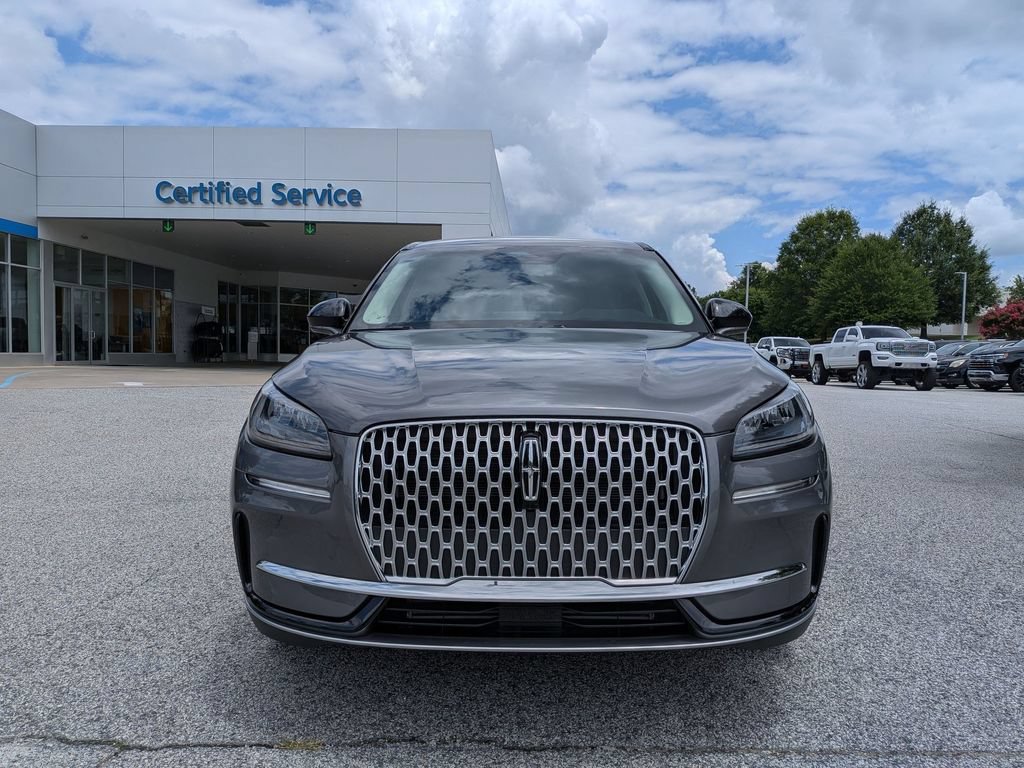Used 2023 Lincoln Corsair AWD w/ Towing Package image 3