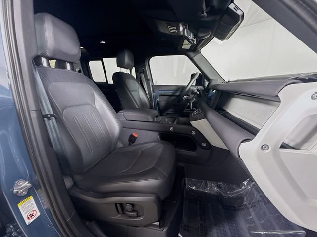 Certified 2022 Land Rover Defender 110 X-Dynamic SE AWD/4WD image 30