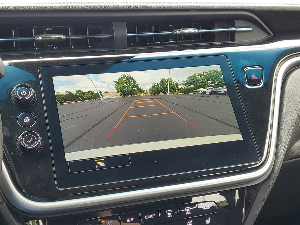 Used 2023 Chevrolet Bolt LT FWD image 15