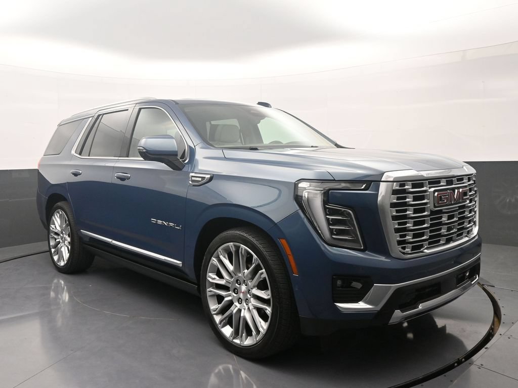Used 2025 GMC Yukon Denali w/ Denali Reserve Package AWD/4WD image 1