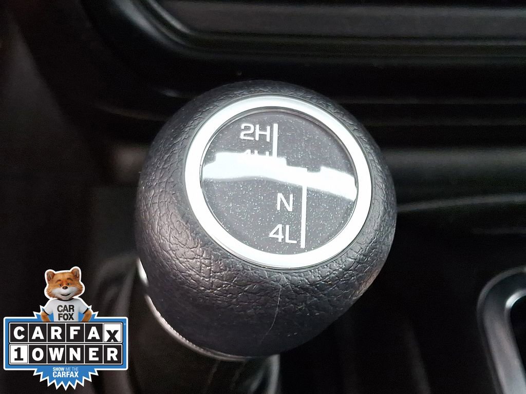 Used 2022 Jeep Gladiator Willys AWD/4WD image 23