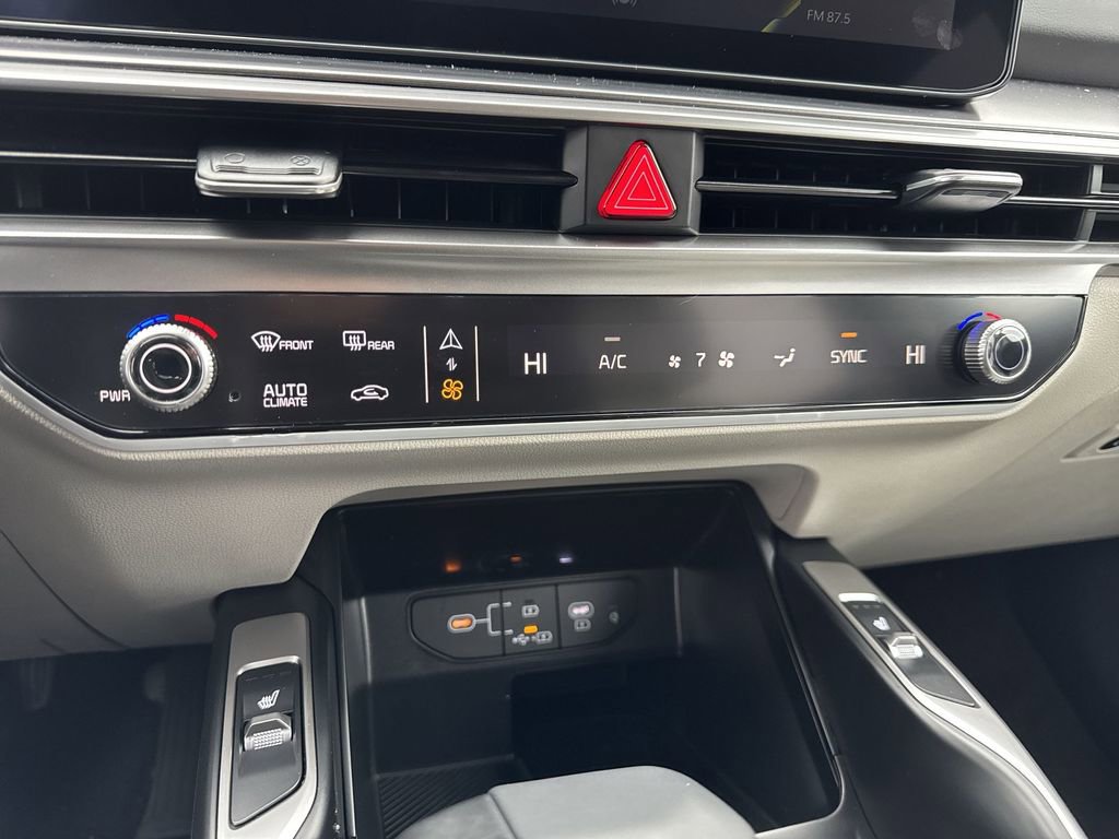 New 2026 Kia Sorento S FWD image 19