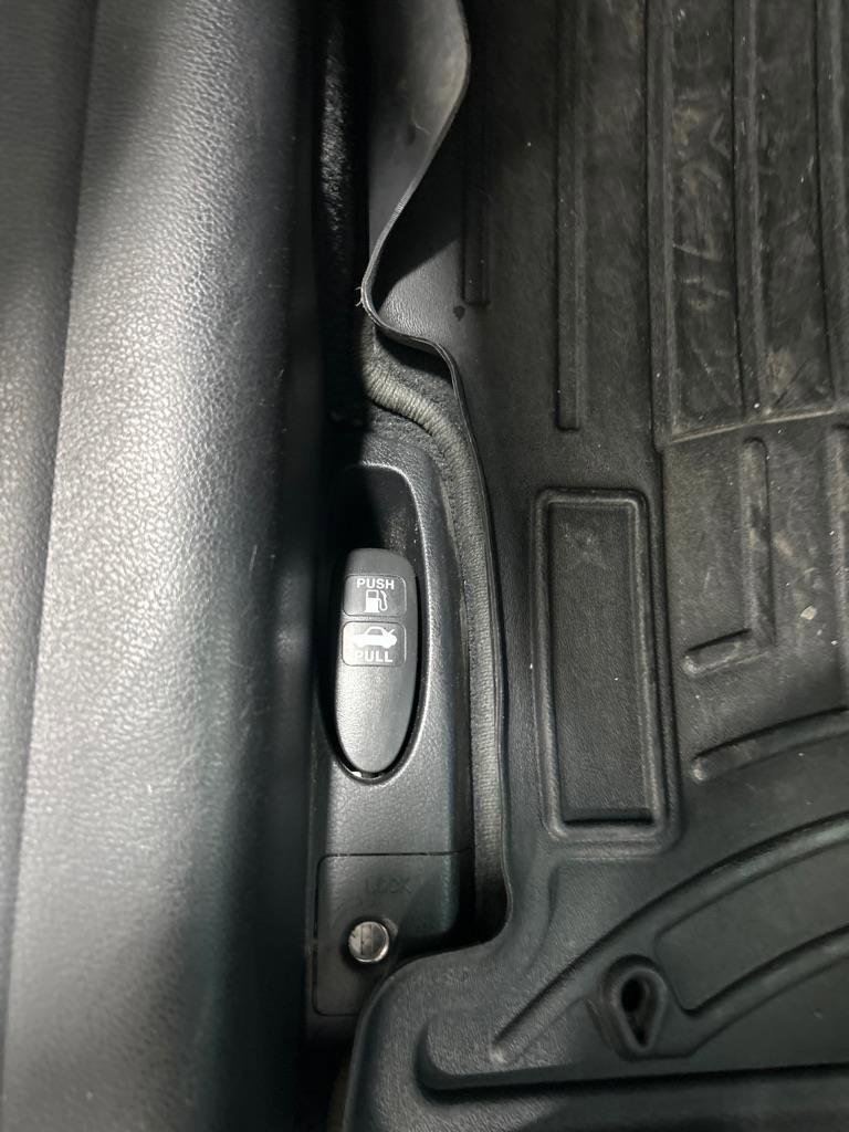 Used 2012 Honda Accord EX-L image 14