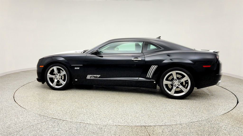 Used 2010 Chevrolet Camaro SS w/ RS Package image 8