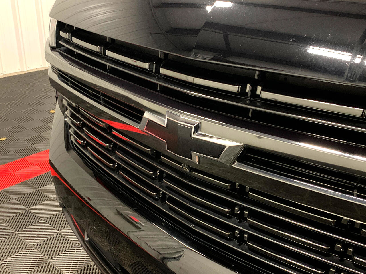 Used 2022 Chevrolet Tahoe RST w/ Luxury Package image 9