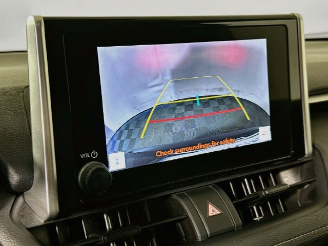 Used 2024 Toyota RAV4 XLE FWD image 18