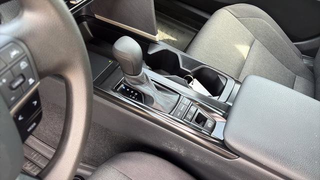 Used 2025 Toyota Camry LE AWD/4WD image 26