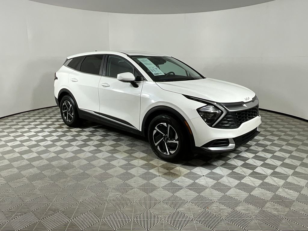 Used 2023 Kia Sportage LX FWD image 6