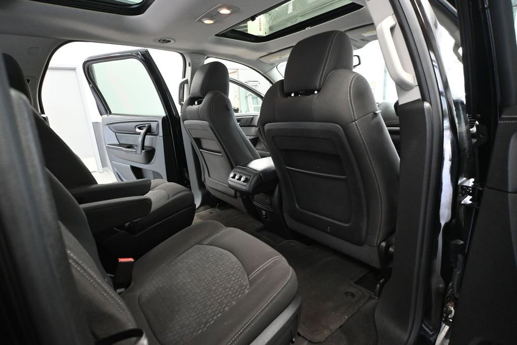 Used 2016 GMC Acadia SLE AWD/4WD image 48