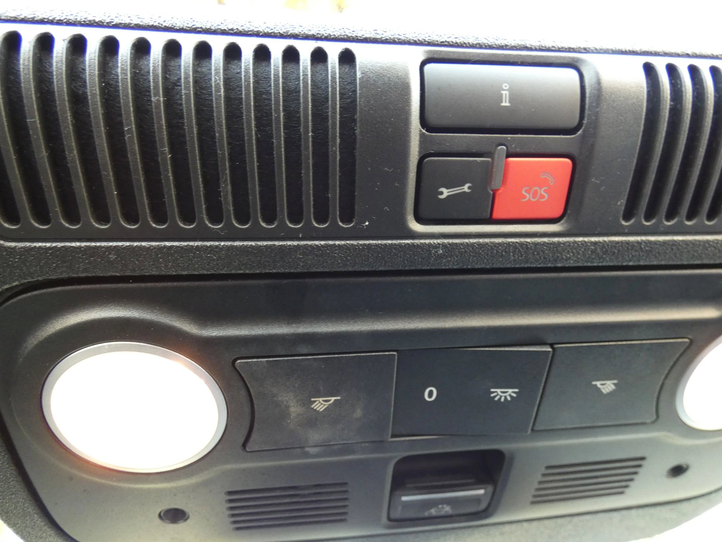 Used 2014 Volkswagen Beetle 2.5 image 53