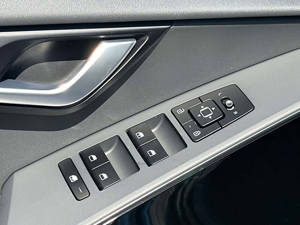 New 2026 Kia Niro Wind FWD image 18