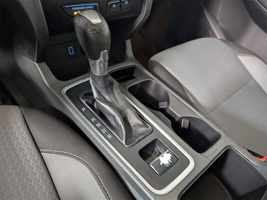 Used 2017 Ford Escape SE w/ SE Cold Weather Package image 21