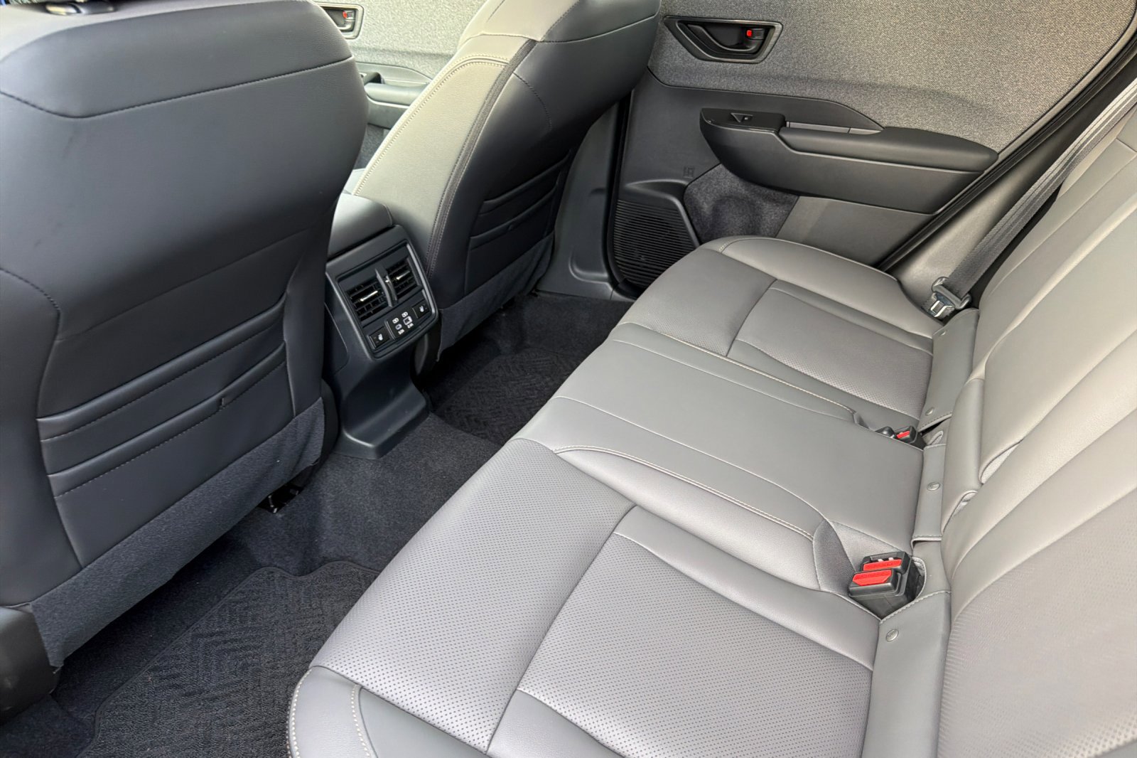 New 2026 Subaru Outback Limited image 12