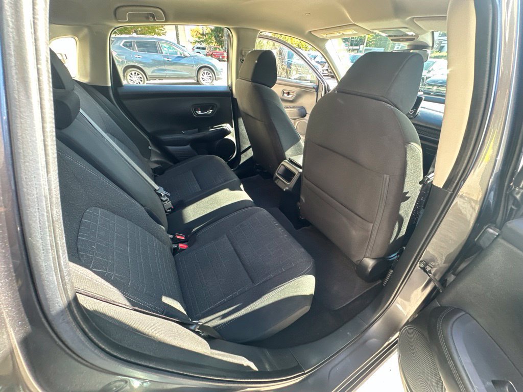 Used 2024 Honda HR-V LX image 29