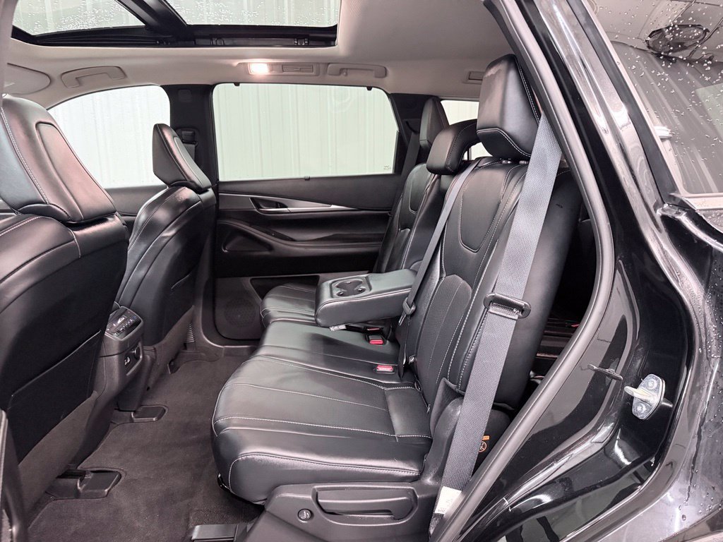 Certified 2024 INFINITI QX60 Luxe w/ Cargo Package AWD/4WD image 35