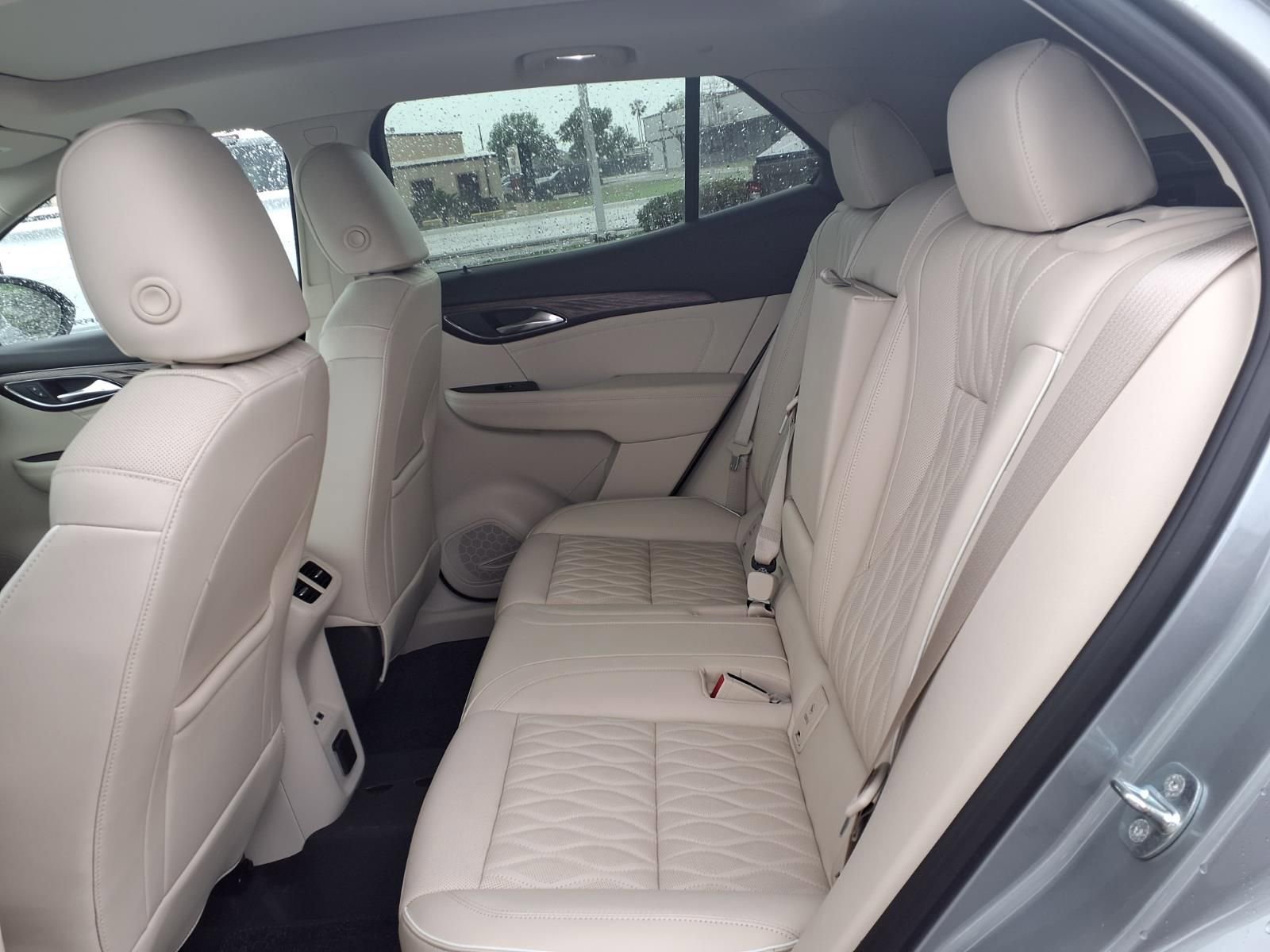 Certified 2023 Buick Envision Avenir image 18